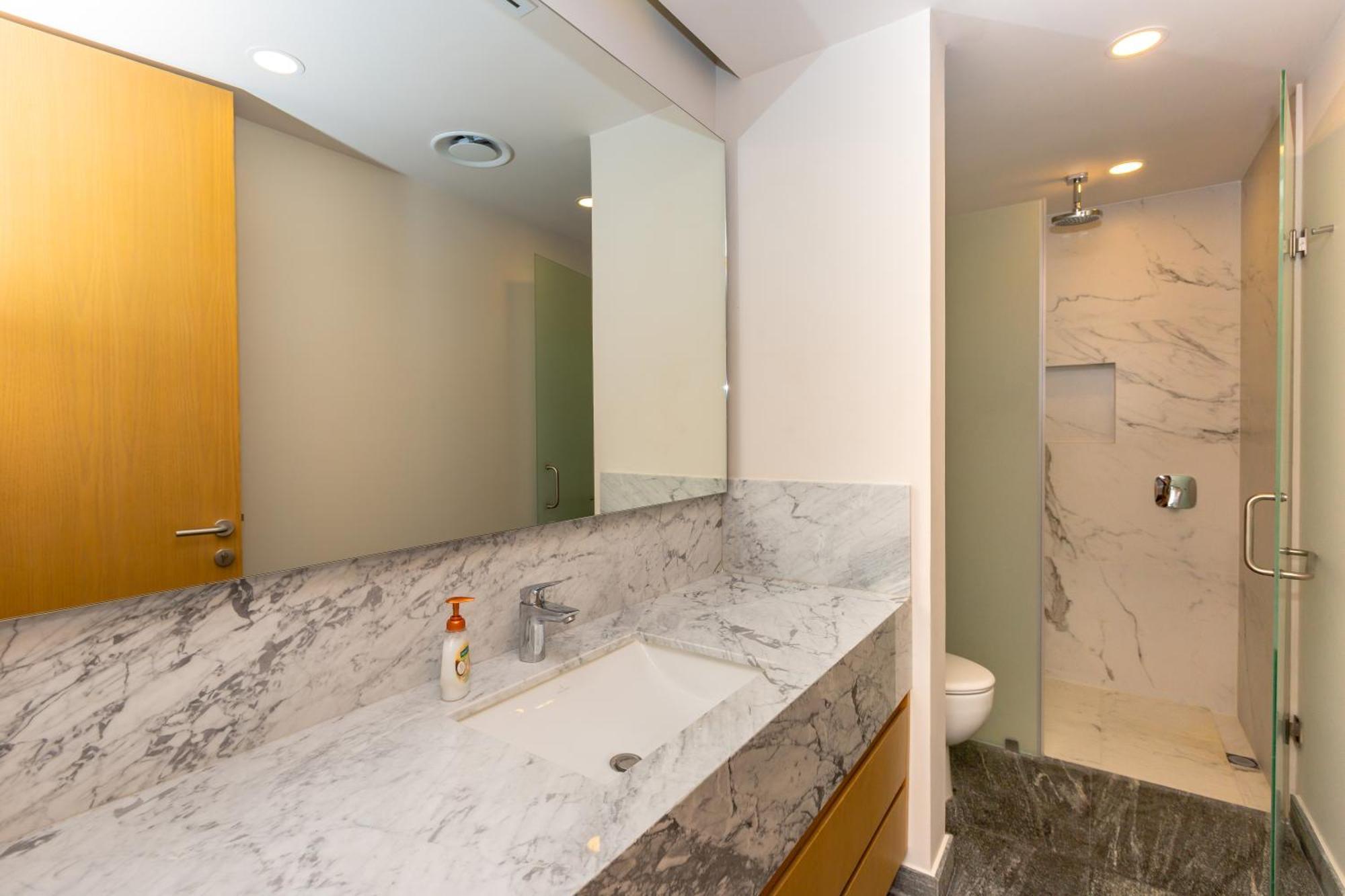 Ocean View Condo - Beach, Pool & Jacuzzi! Канкун Экстерьер фото